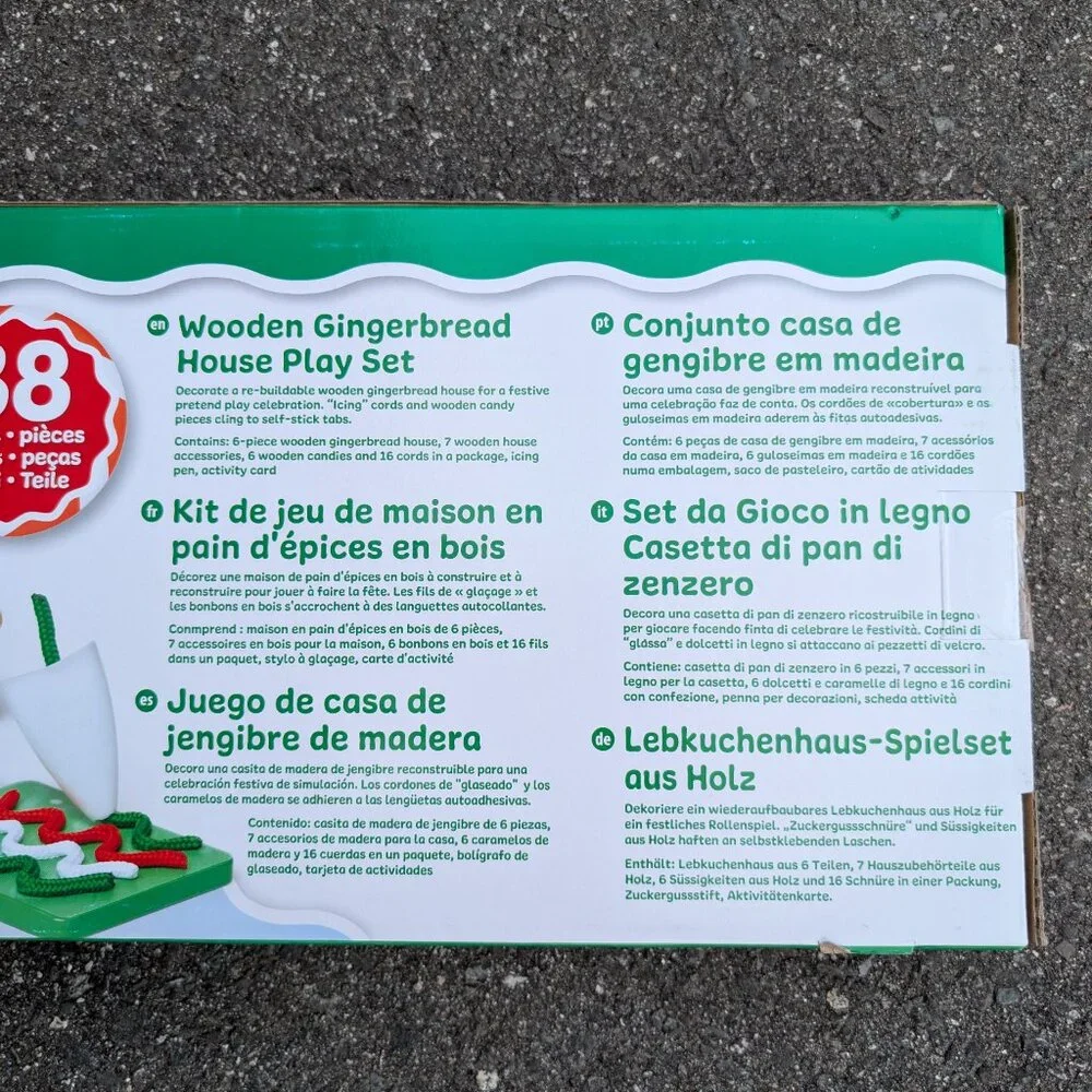 Melissa & Doug Gingerbread House Wooden Playset 38 Pieces Building Christmas NEW